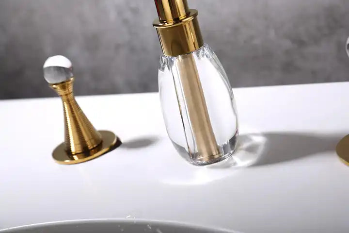 A|M Aquae Crystal Basin Faucet 